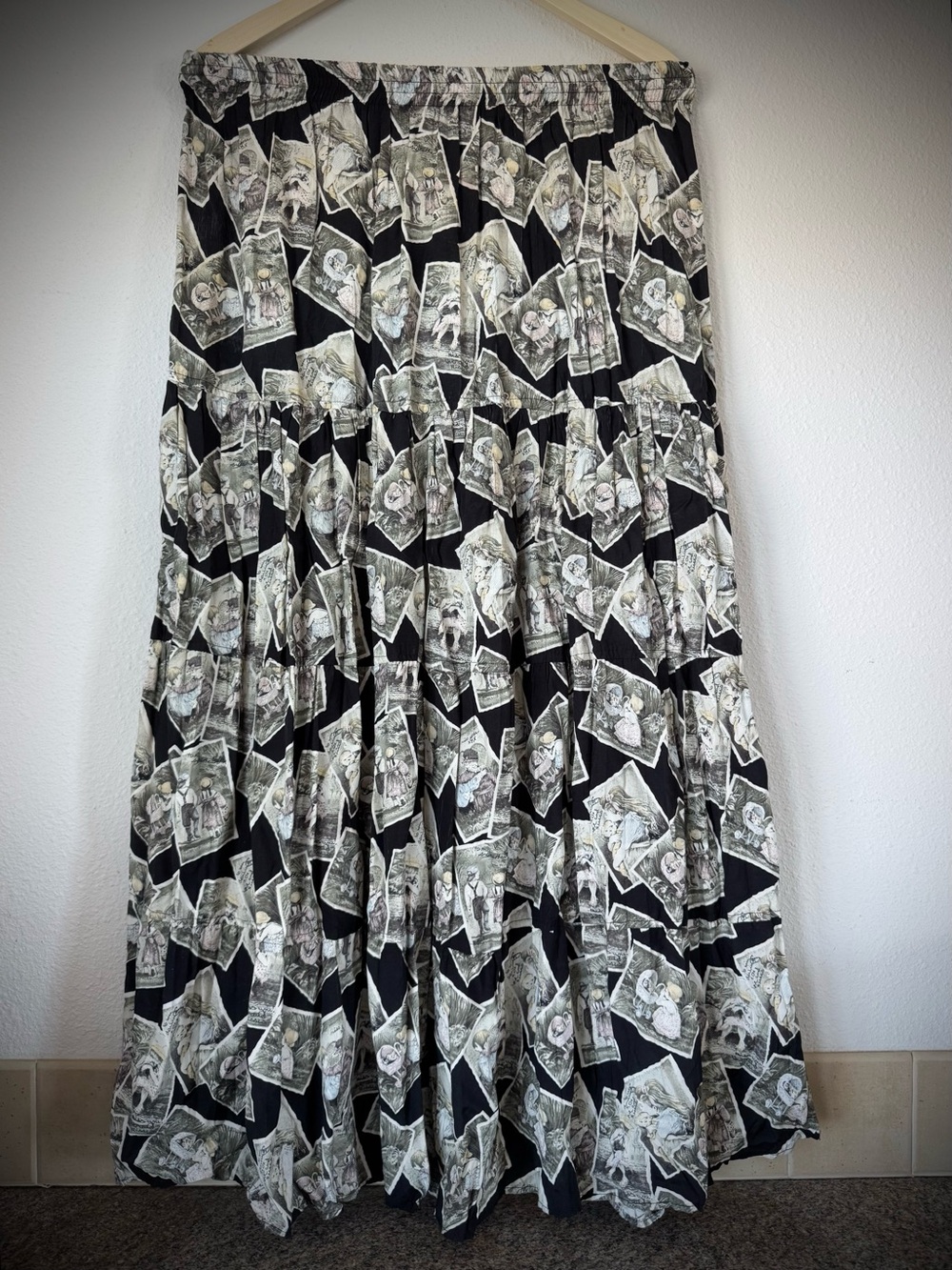 Black & Cream Printed Tiered Maxi Skirt